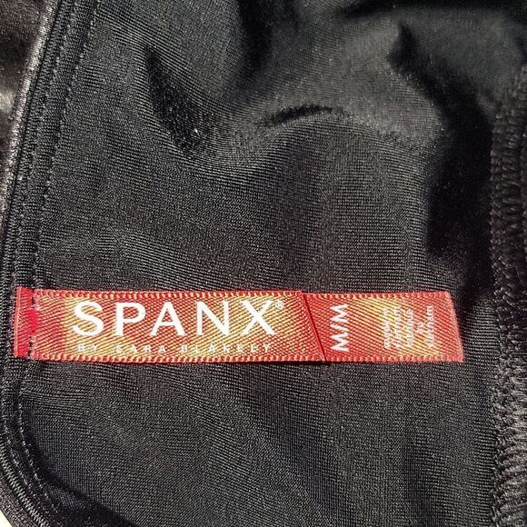 SPANX Faux Leather Leggings Black Size M - Picture 4 of 5
